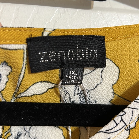 ZENOBIA NWT Mustard Yellow Short Sleeve Floral Blouse Shirts Elastic Waist 1X - Picture 4 of 7
